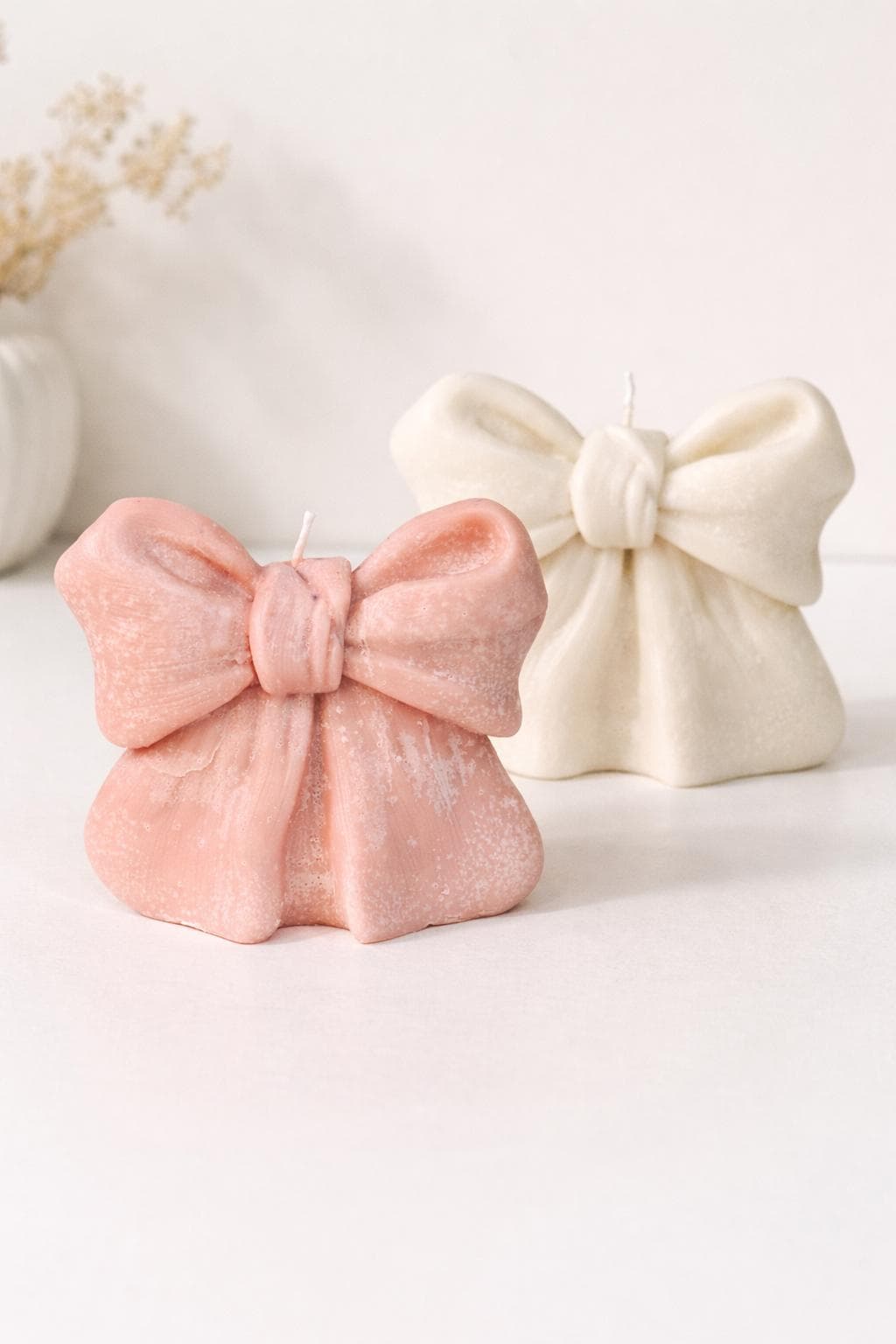 Bow Candle | Cute Gift for Her | Aesthetic Decor | Ribbon Candle | Handmade Soy Candle - image 3