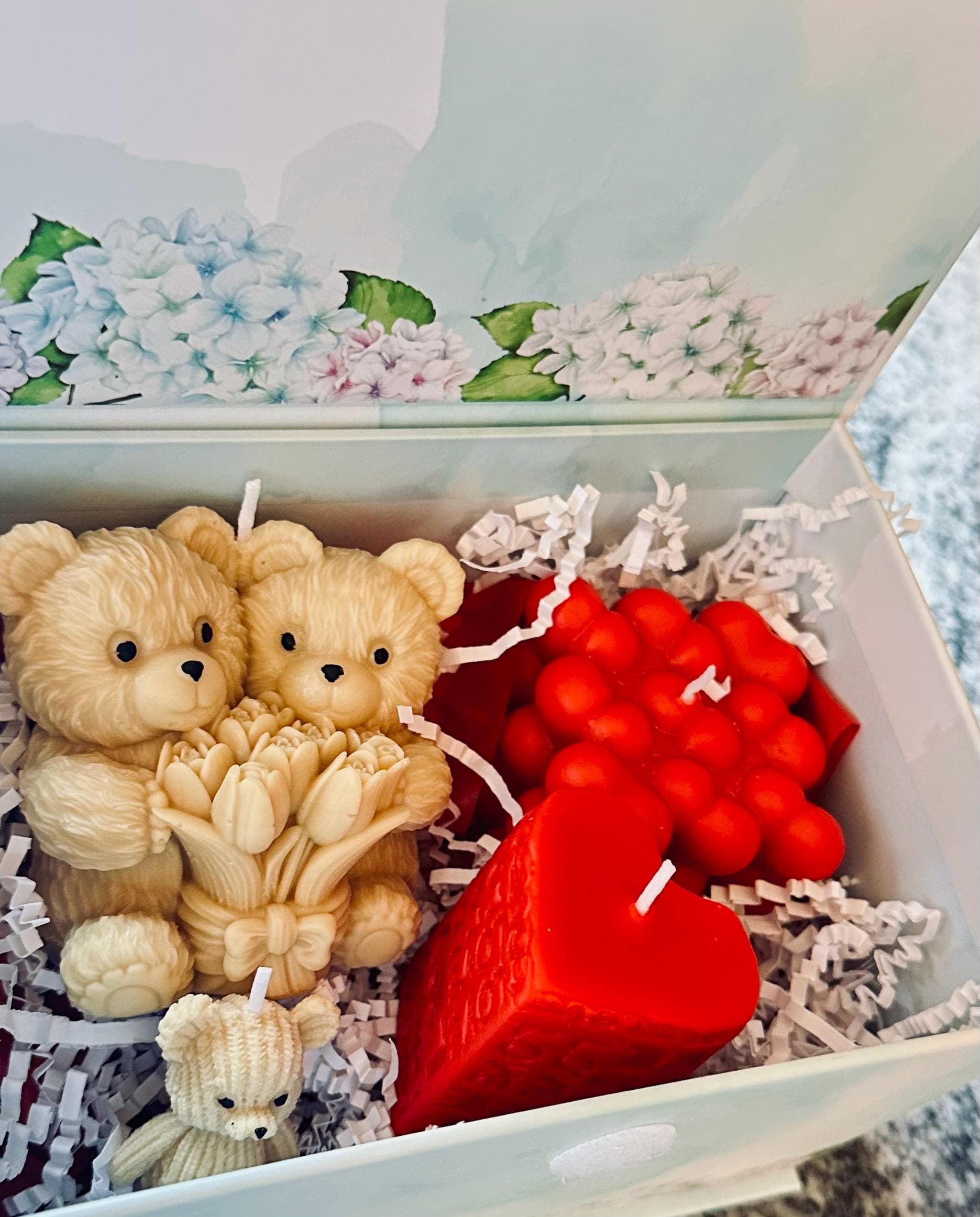 Handmade Soy Candle Gift Box Teddy Bear | Heart & Bubble Candles | Gift for Her - image 3