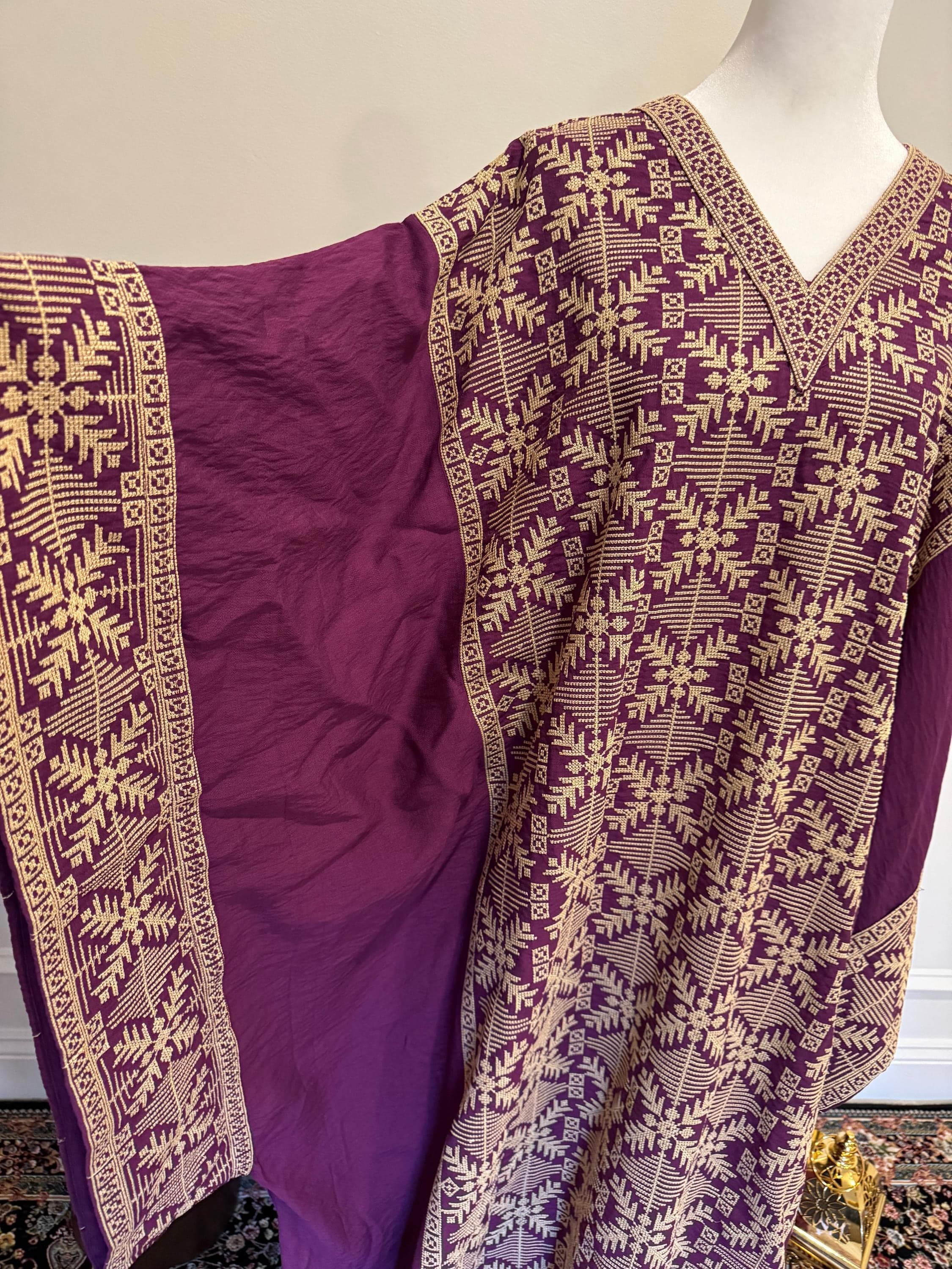 Embroidered Butterfly Abaya Dress – Traditional Arab Style