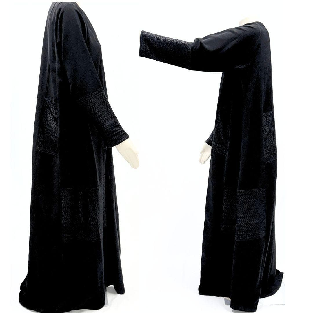Saudi Abaya with Embroidery, Matching Scarf - image 3