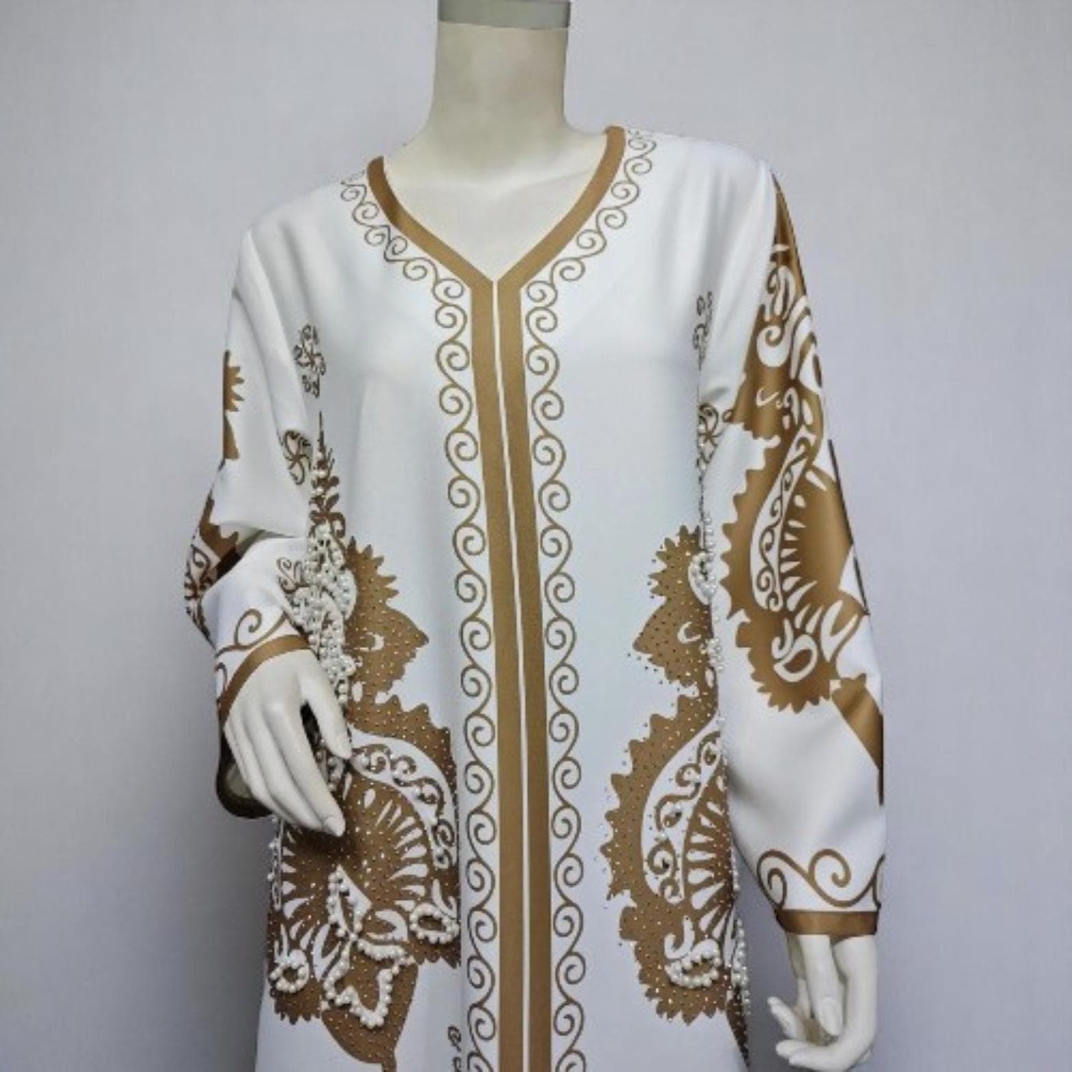 Printed Beaded Kaftan Abaya: Moroccan Saudi Style V-Neck Home Wear - image 3