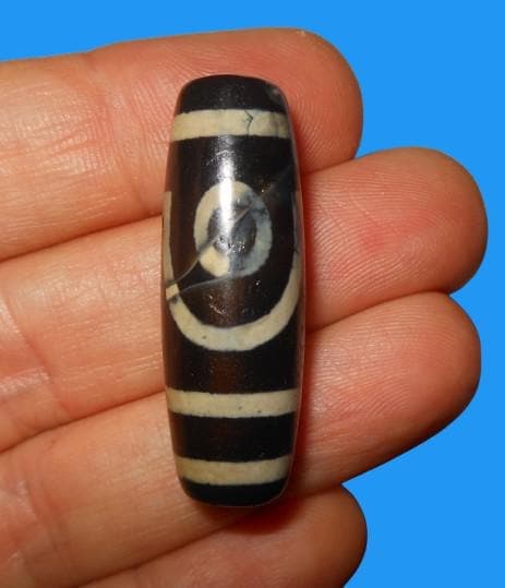 no. 170 - Two Eyes - Gzi Dzi Himalaya Tibet Amulet Bead - Man Necklace - Tibetan Mala