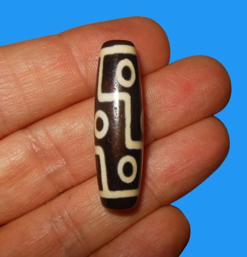 no. 179 - Rare Nine Eyes - Gzi Dzi Himalaya Tibet Amulet Bead - Man Necklace - Tibetan Mala