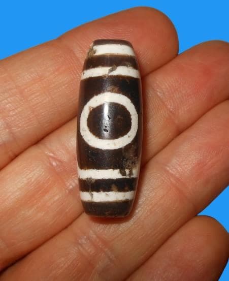 no. 173 - RARE Sky and Mountain Peak - Gzi Dzi Himalaya Tibet Amulet Bead - Man Necklace Tibetan Mala