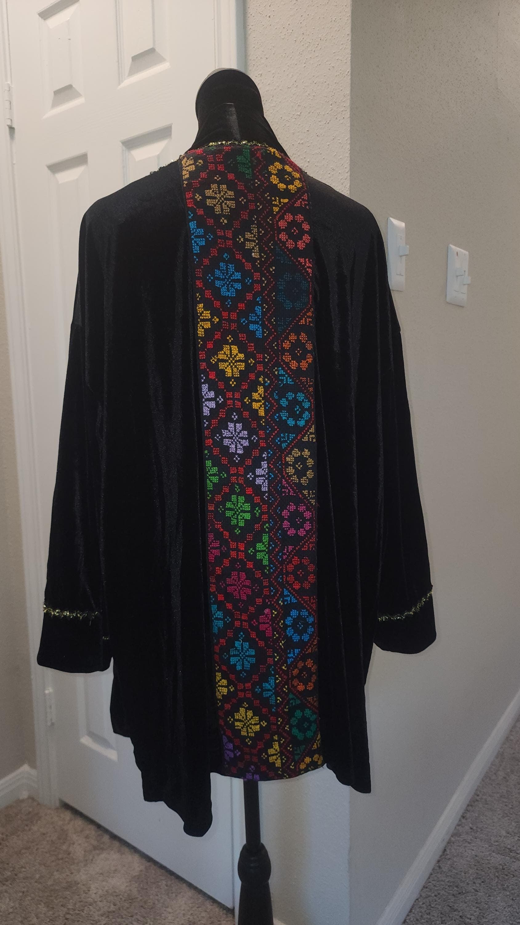 Velvet Hand Embroidered Palestinian Tatreez cardigan - image 5