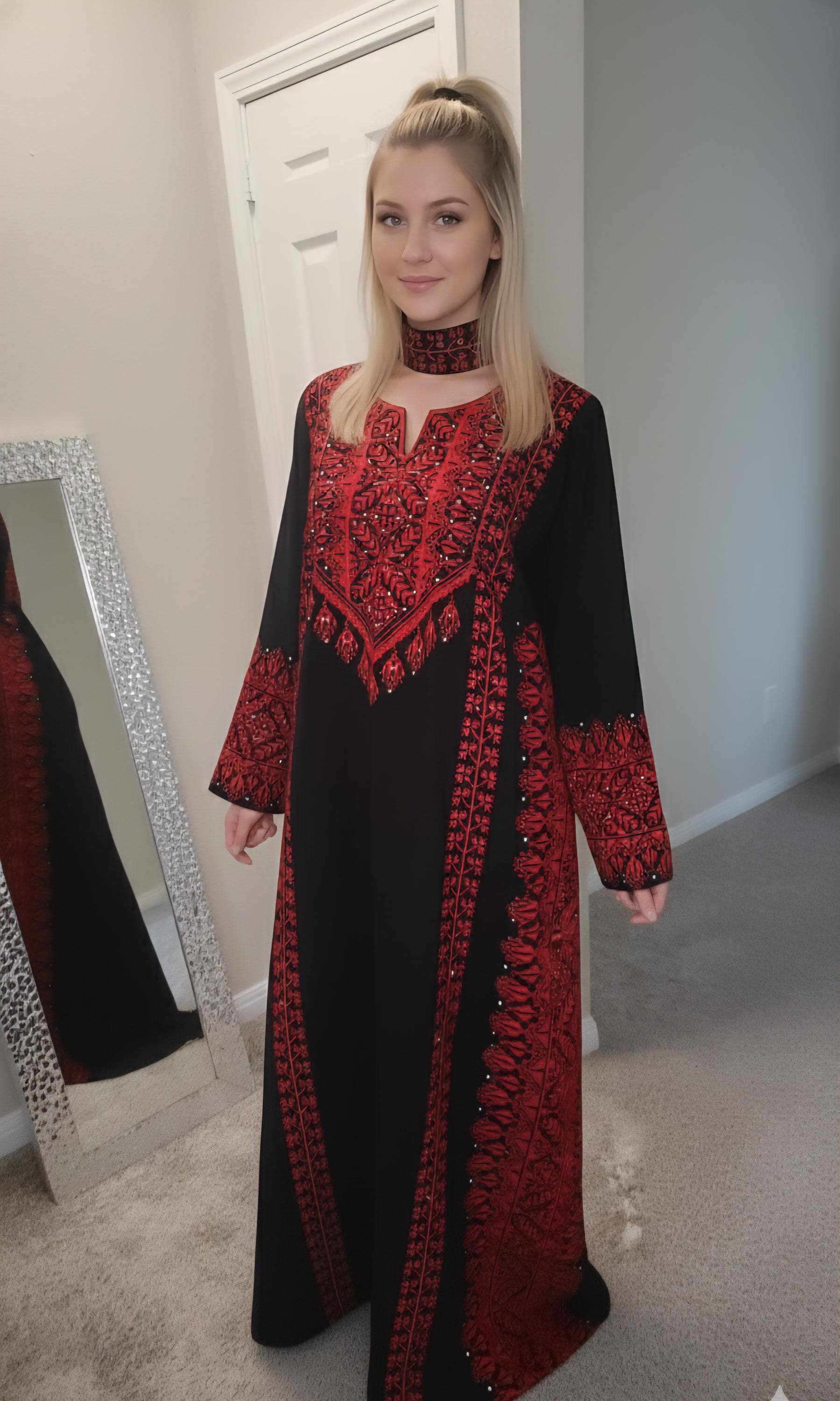 Thobe dress,bedouin dress machine embroidery, Palestinian jordanian thawb