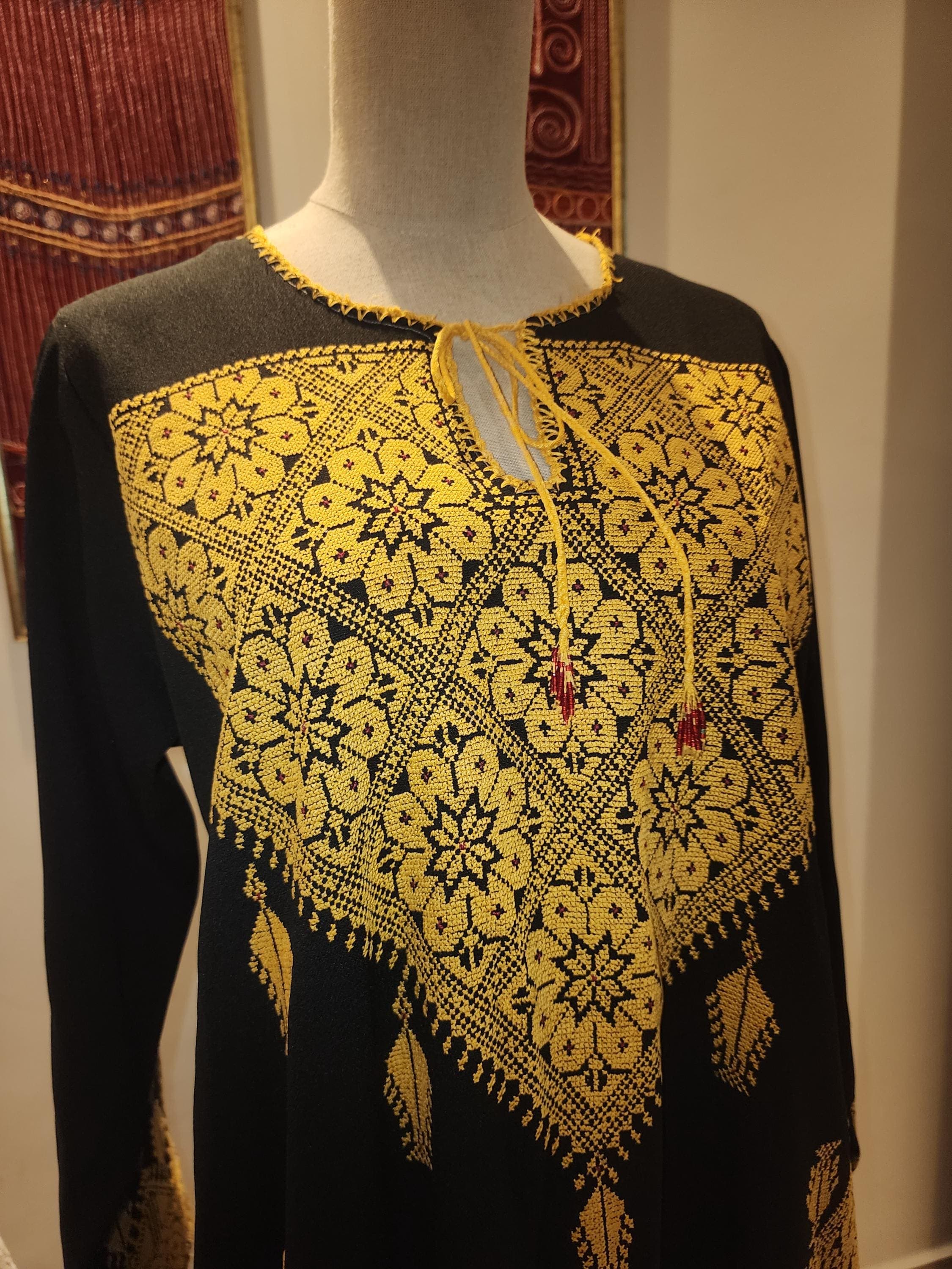 Old Palestinian Bedouin Thobe – Hand-Embroidered, Circa -1960