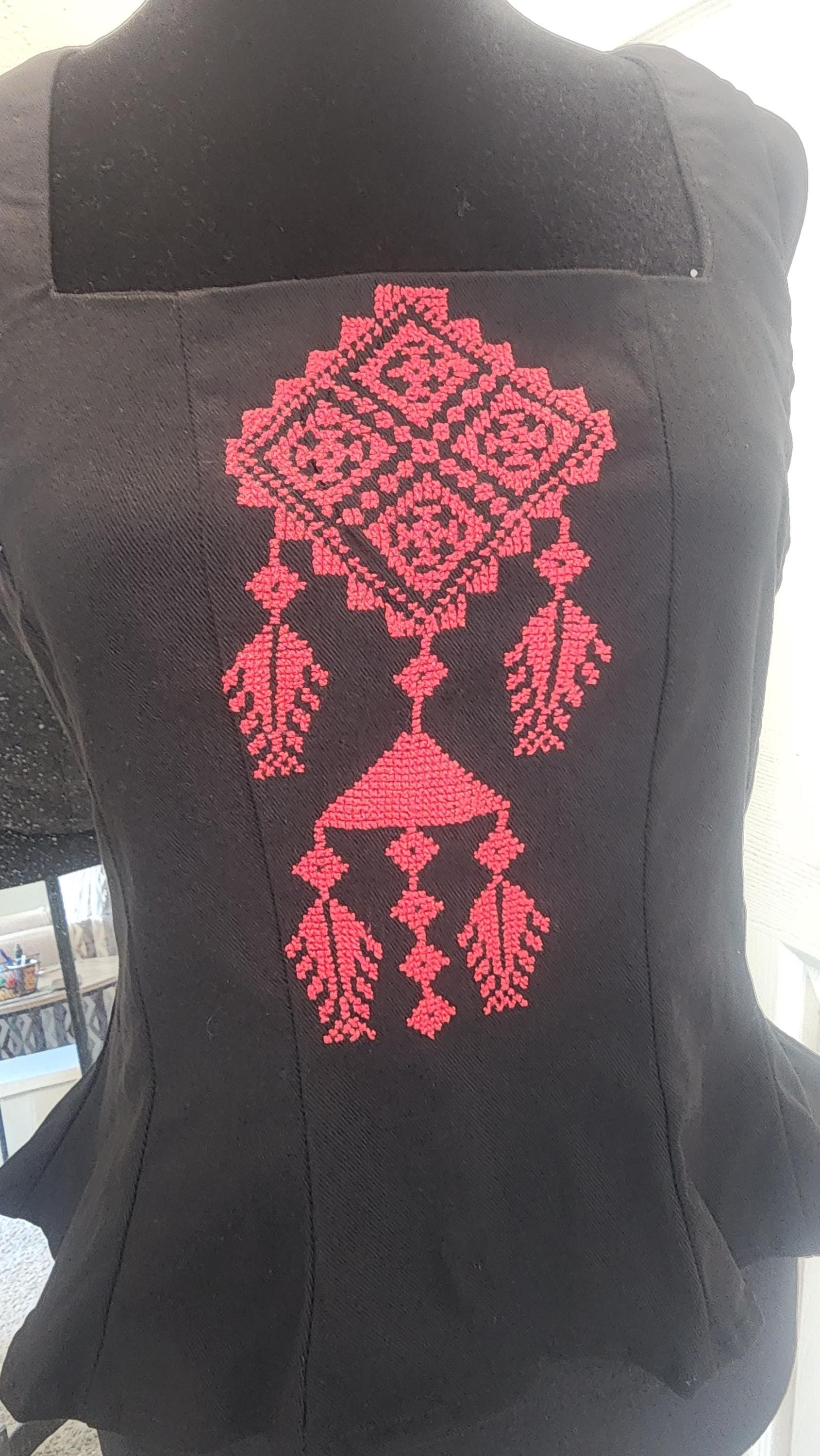 Stretch top on black with hand embroidery - image 4