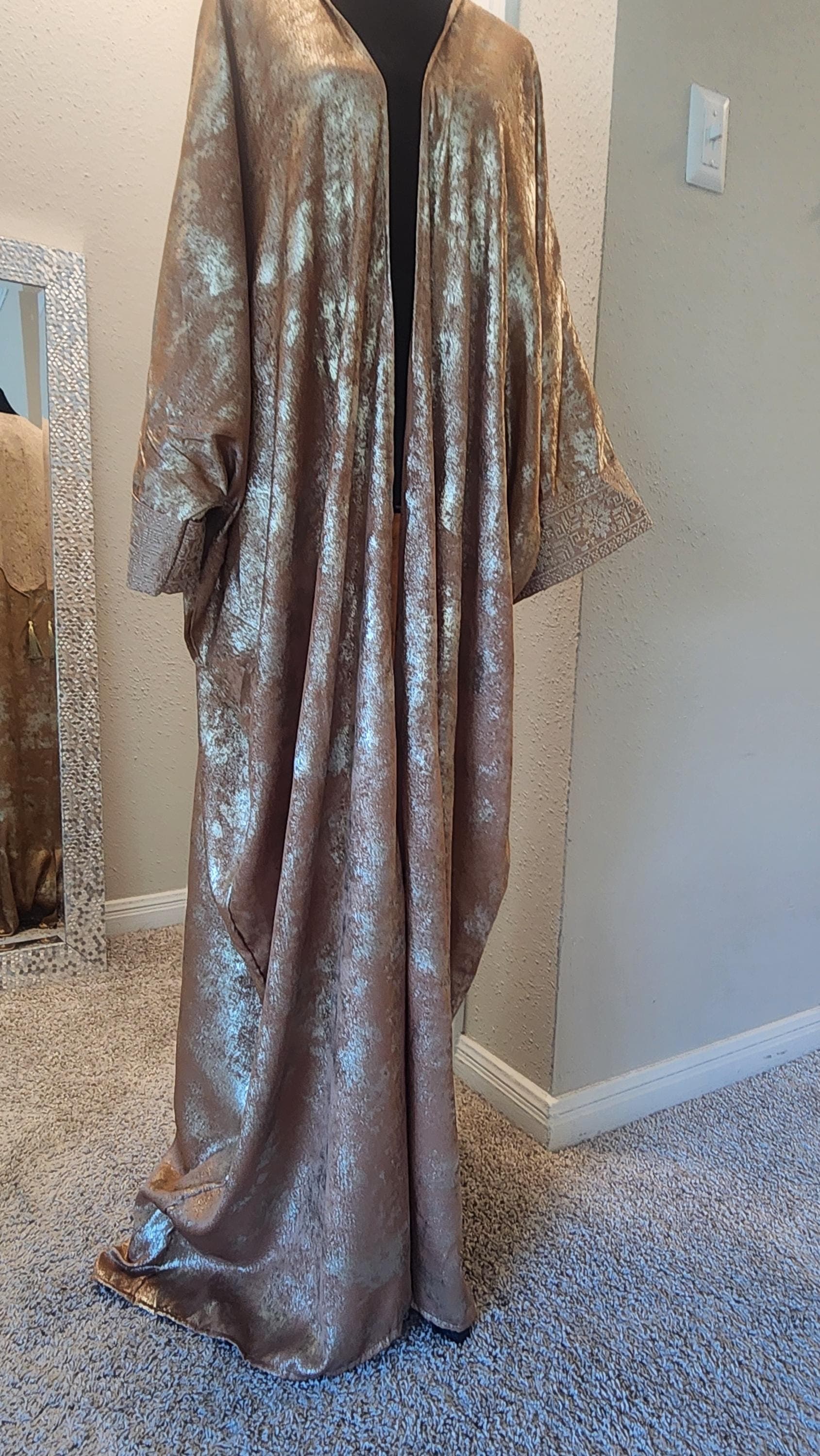 Champagne Gold Metallic Abaya – Embroidered Kimono Kaftan Duster with Tassel Detail - image 5
