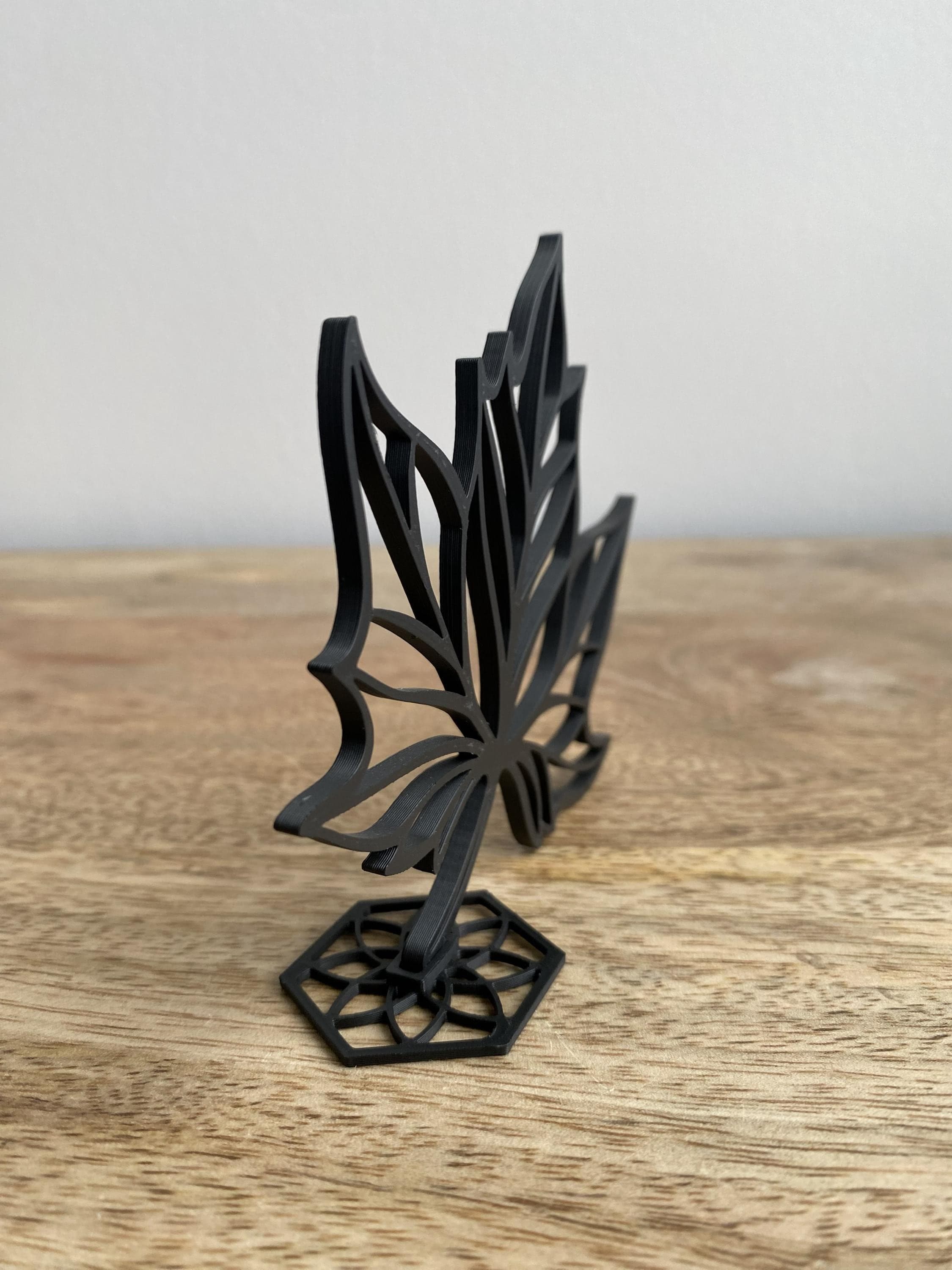 Maple Leaf 3D Decor | Canadian Fall Decor | Nature Sculpture | Autumn Home Decoration - image 3