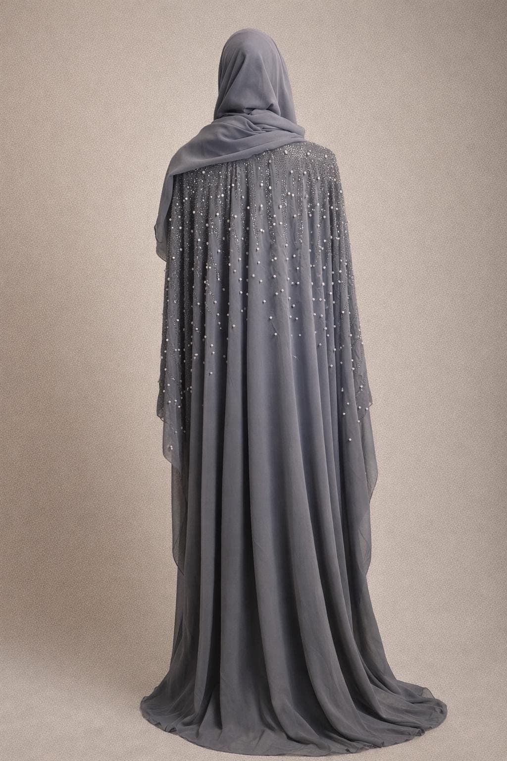 Lujain Abaya - Silver Gray