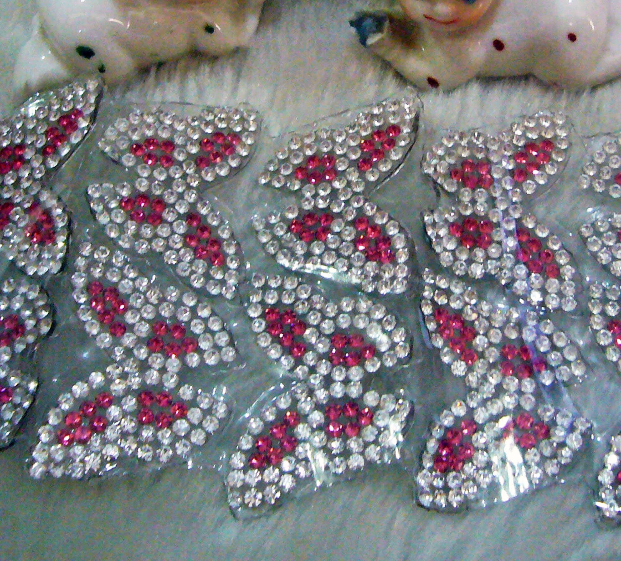 Bling Pink n Clear Crystal Butterfly Diamond Rhinestone Iron On Patch Applique Motif Heat Transfer Decals Stickers Costume Accessory Sewing