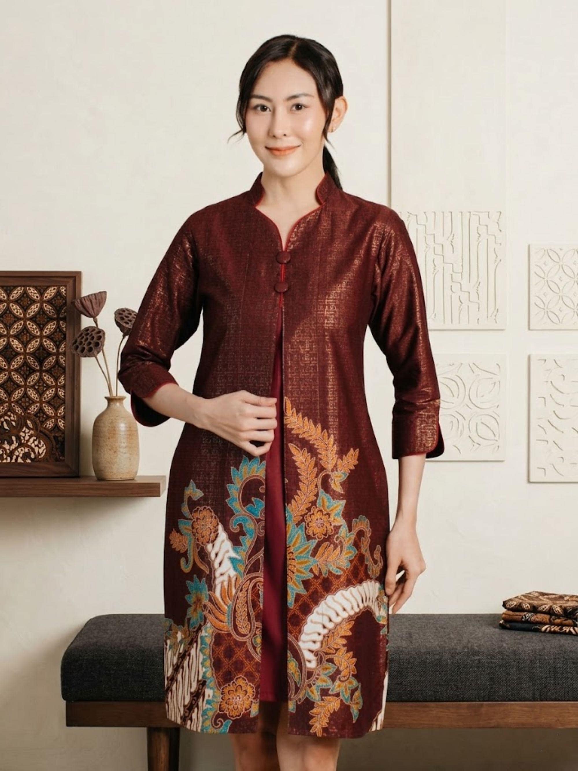 Maroon Foil Cotton Batik Dress – Elegant Javanese Formal Indonesian Attire - image 3