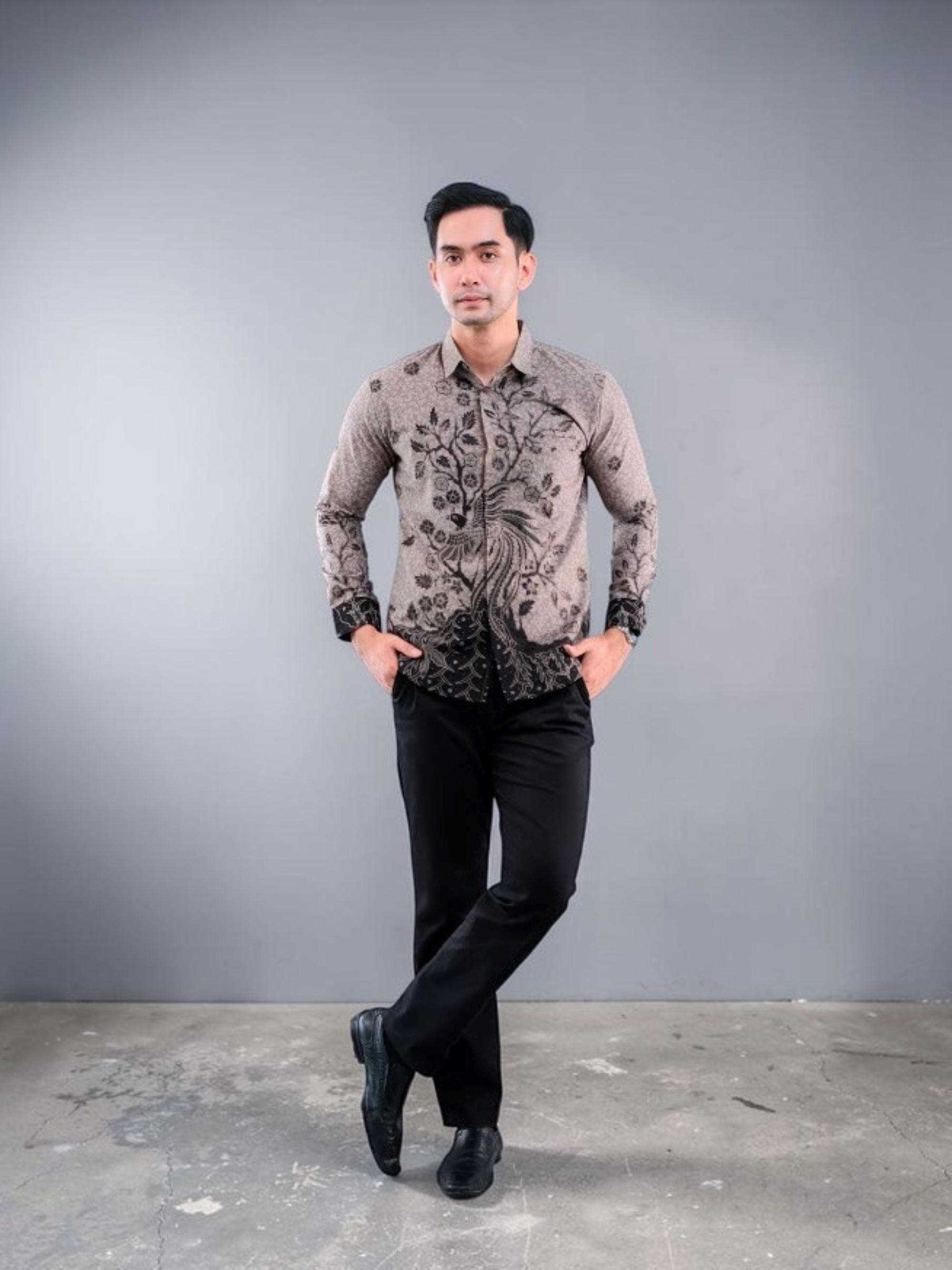 Authentic Javanese Batik Men's Shirt – Grey Black Cotton Slim Fit Formal Wear - image 4