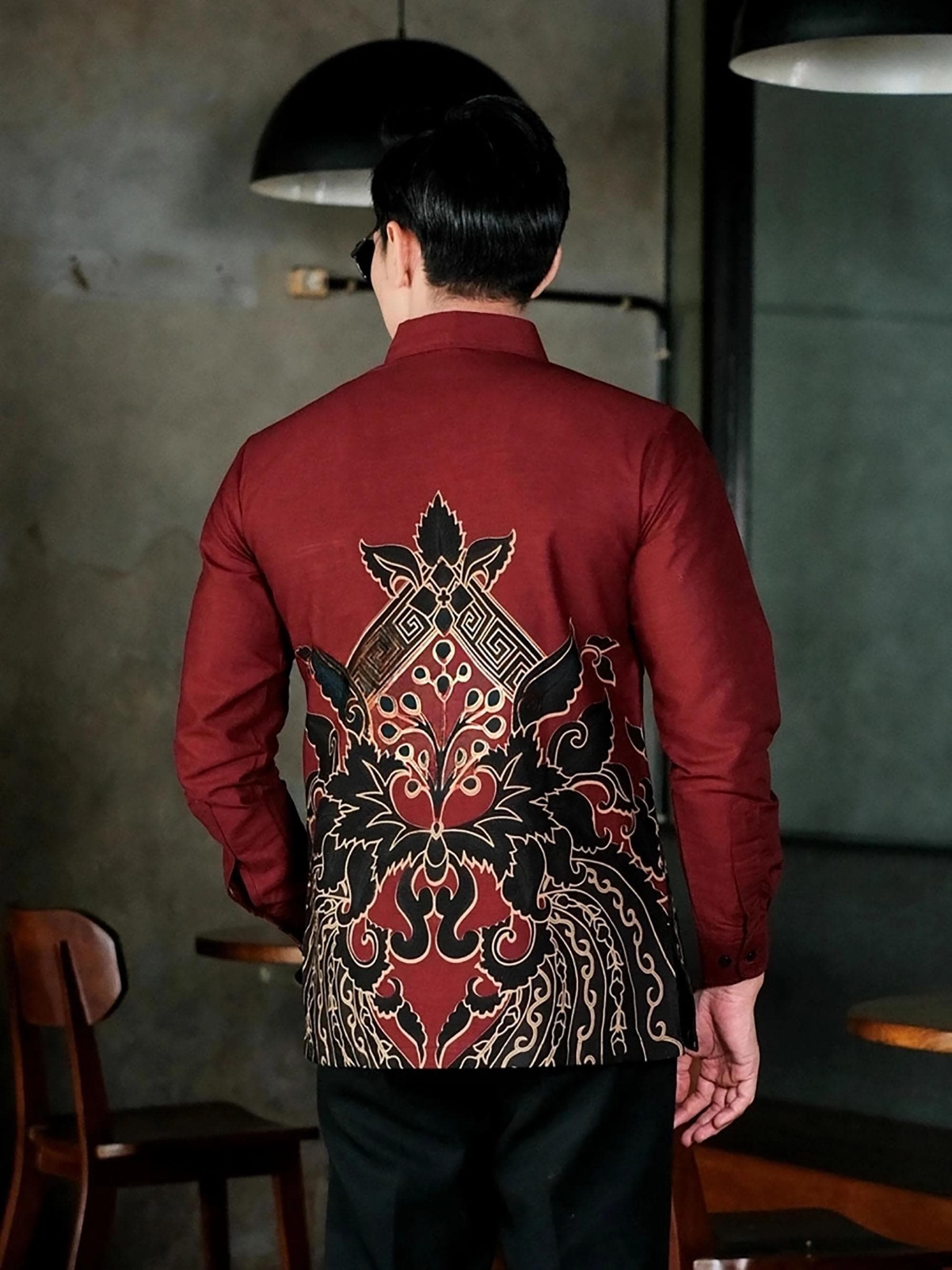 Men's Batik Shirt – Cotton, Slim Fit, Sanggit Motif, Long Sleeve Formal - image 3