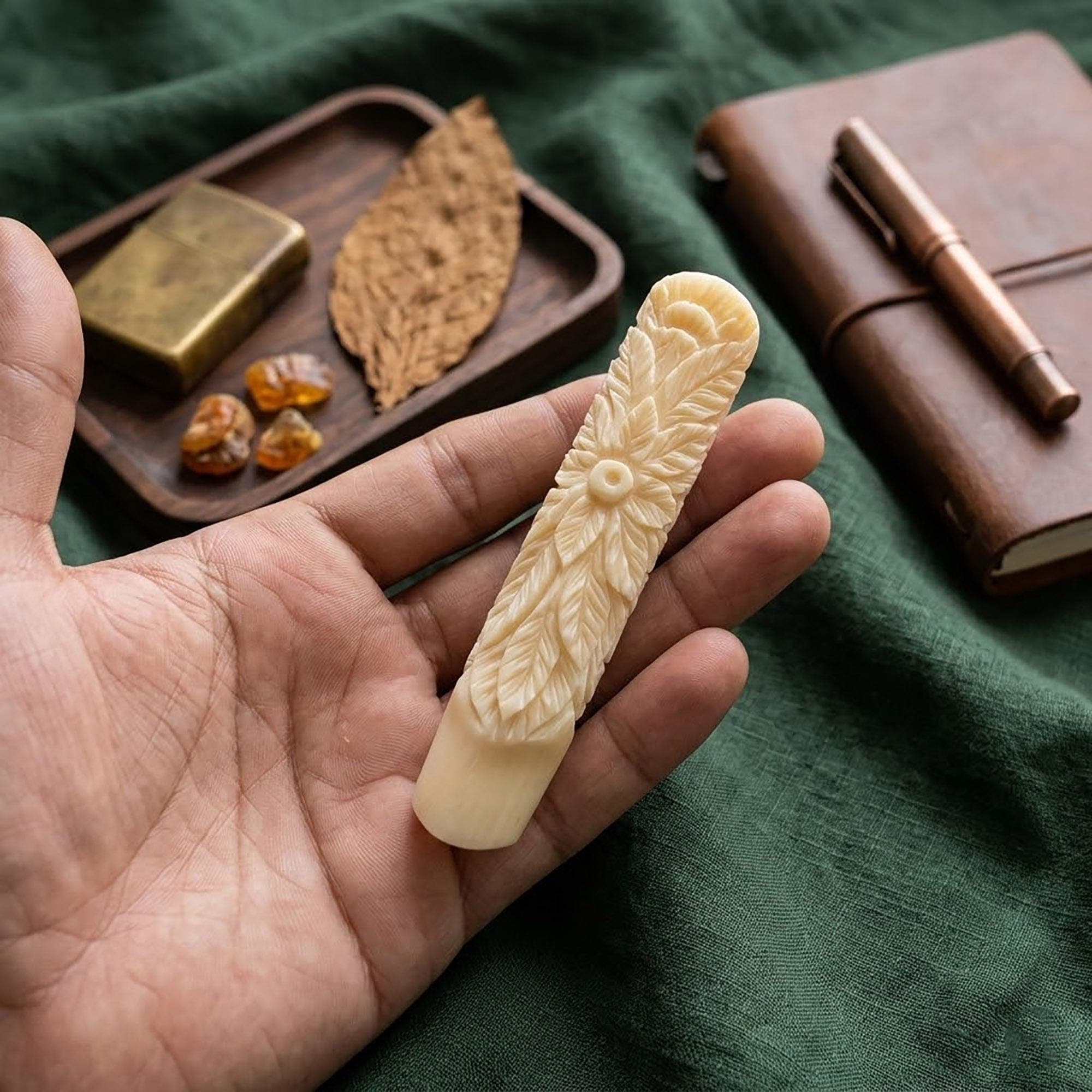 Hand-Carved Flower Bone Smoking Pipe - 7-8cm Vintage Style Tobacco Holder Artisanal Floral Carving Bone Accessory - Handcrafted Gift - image 4