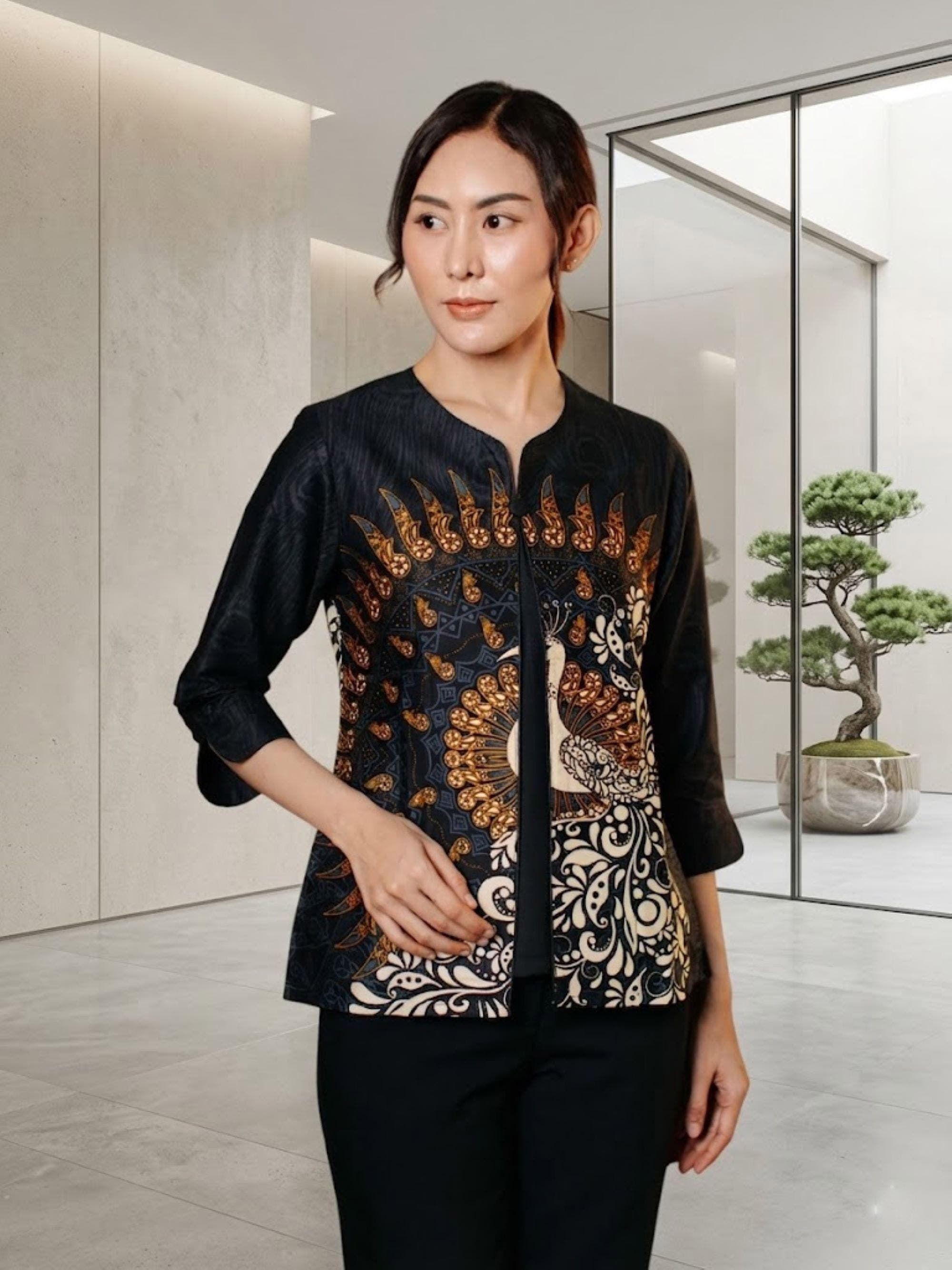 Handmade Cotton Batik Blouse – Traditional Kalandra Print, Elegant Indonesian Ethnic Top - image 3