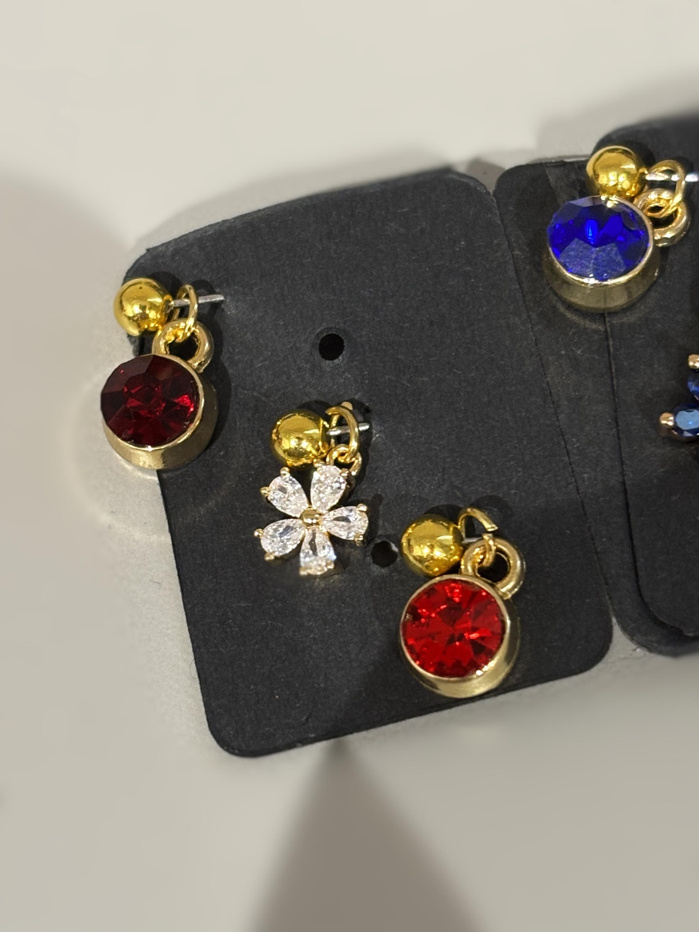 Hijab Pins with Charms - image 4