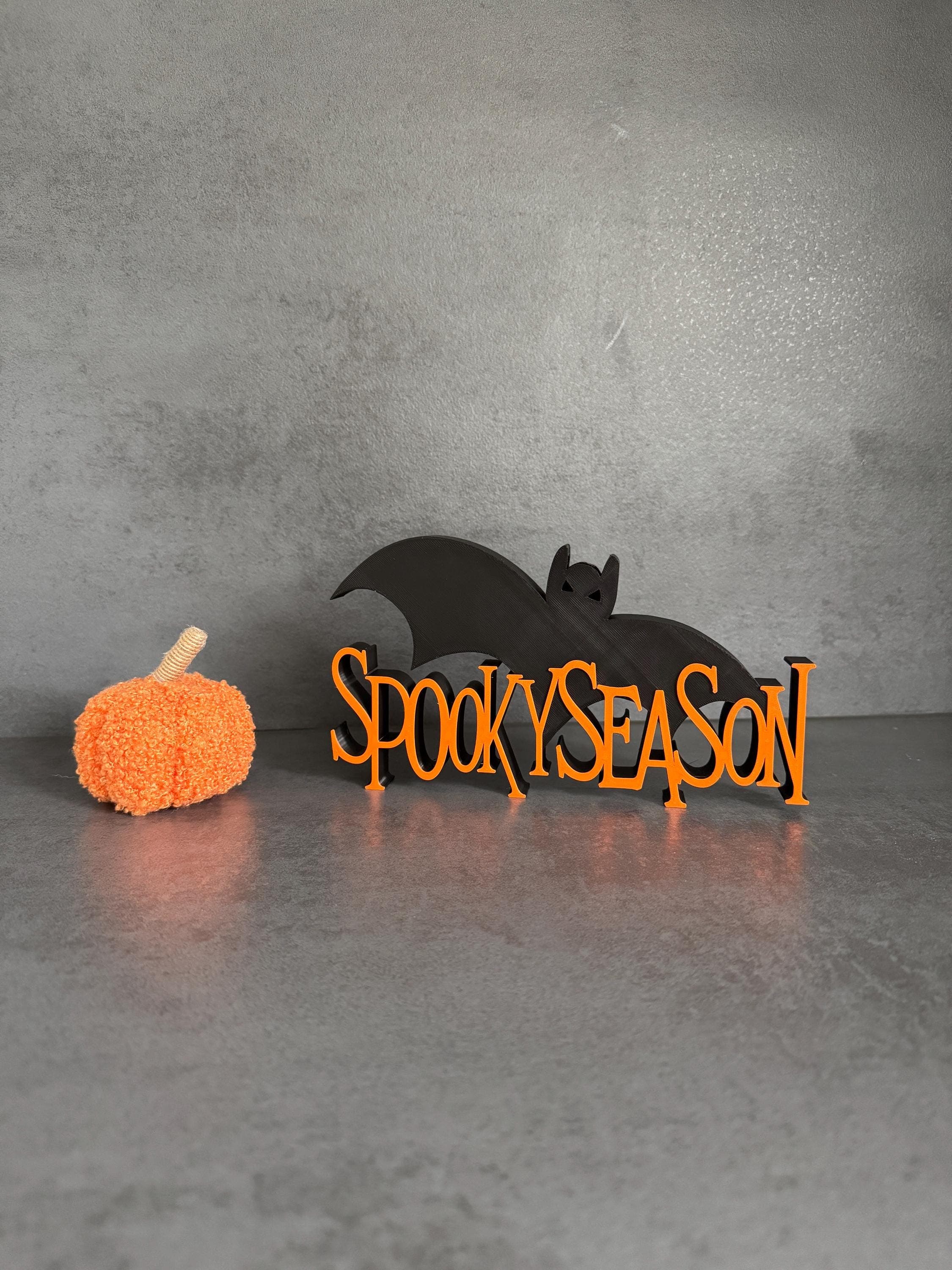Spooky Halloween Schriftzug - image 3