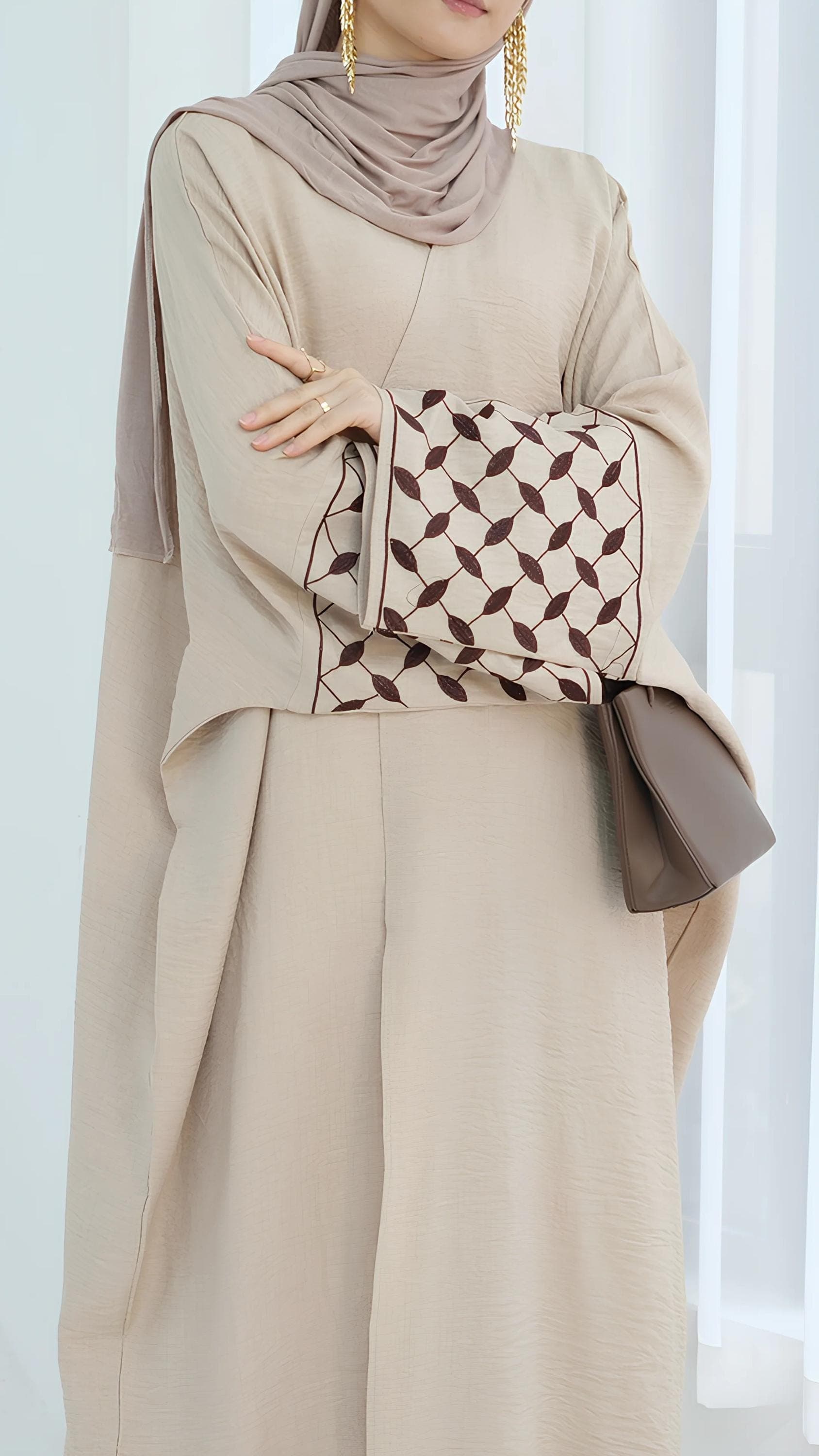 Keffiyeh Grace Abaya - image 5