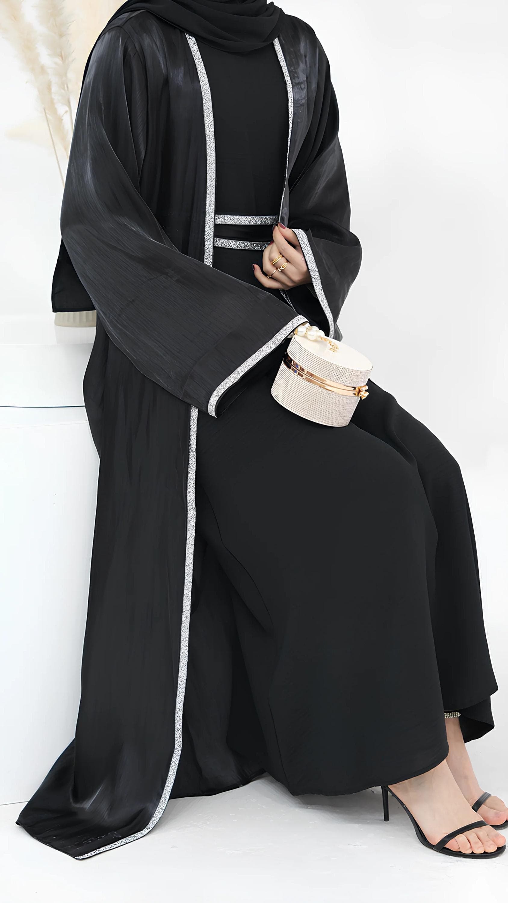 Verdant Elegance Abaya - image 4