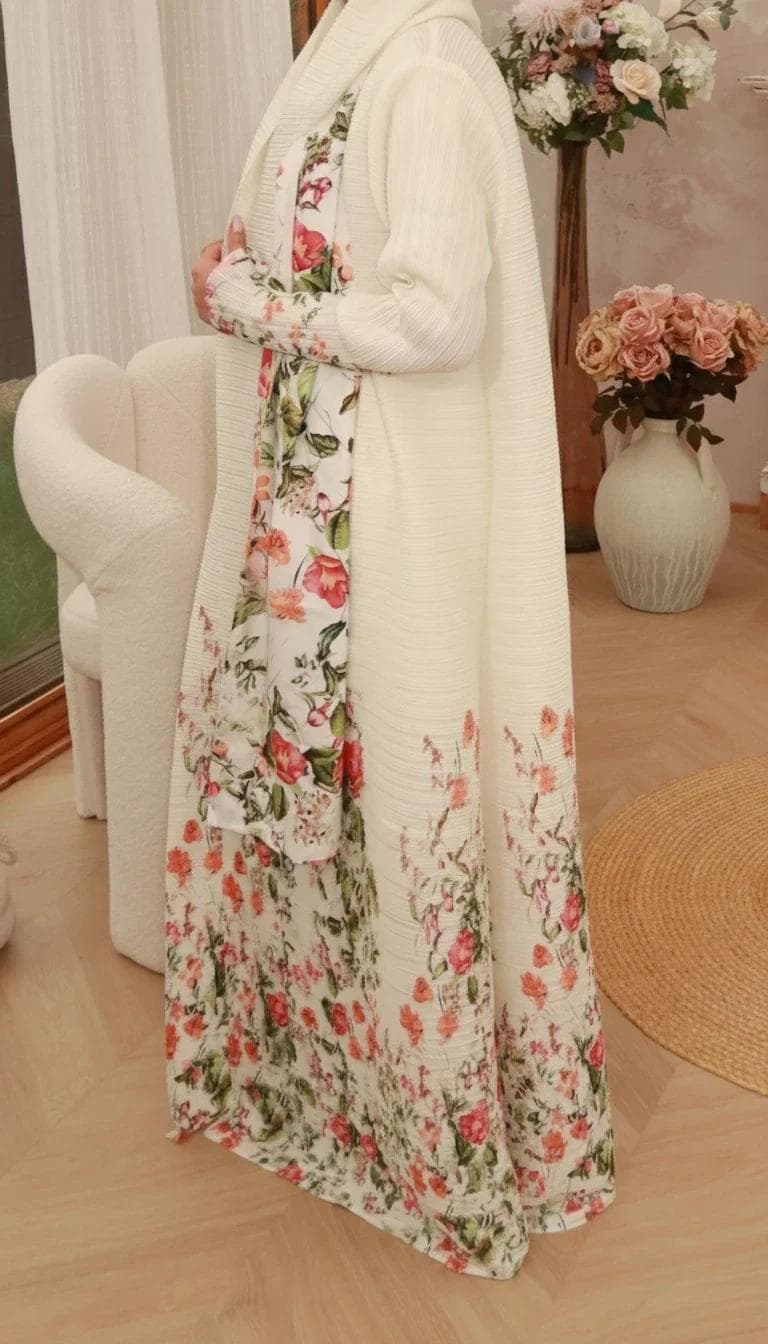 Eira Abaya Vogue - image 3