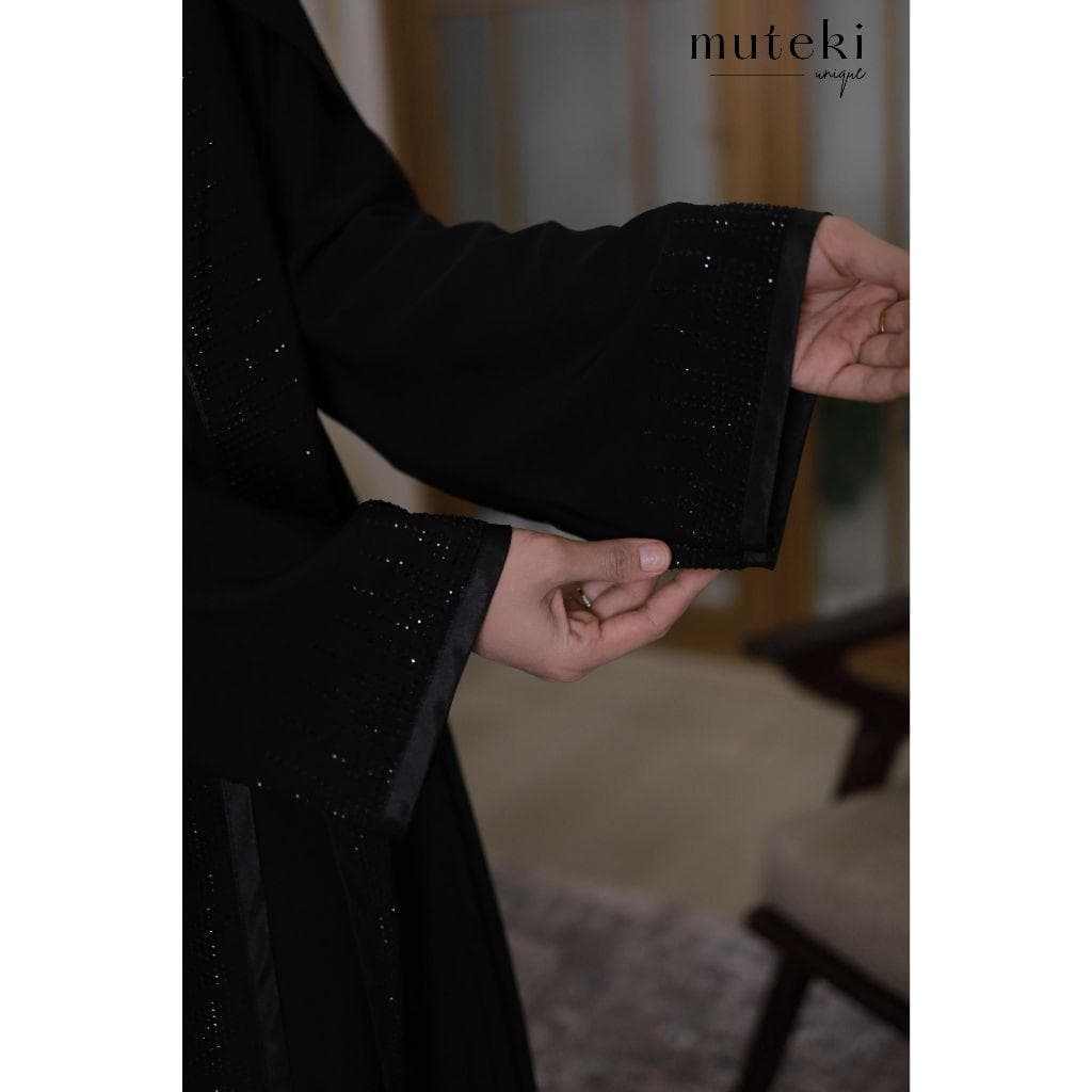 Luxury Black Abaya with Rhinestone Embellishment - Modest Islamic Open Cardigan Dress - Elegant Muslim Attire - Oversized Kimono Style - image 3