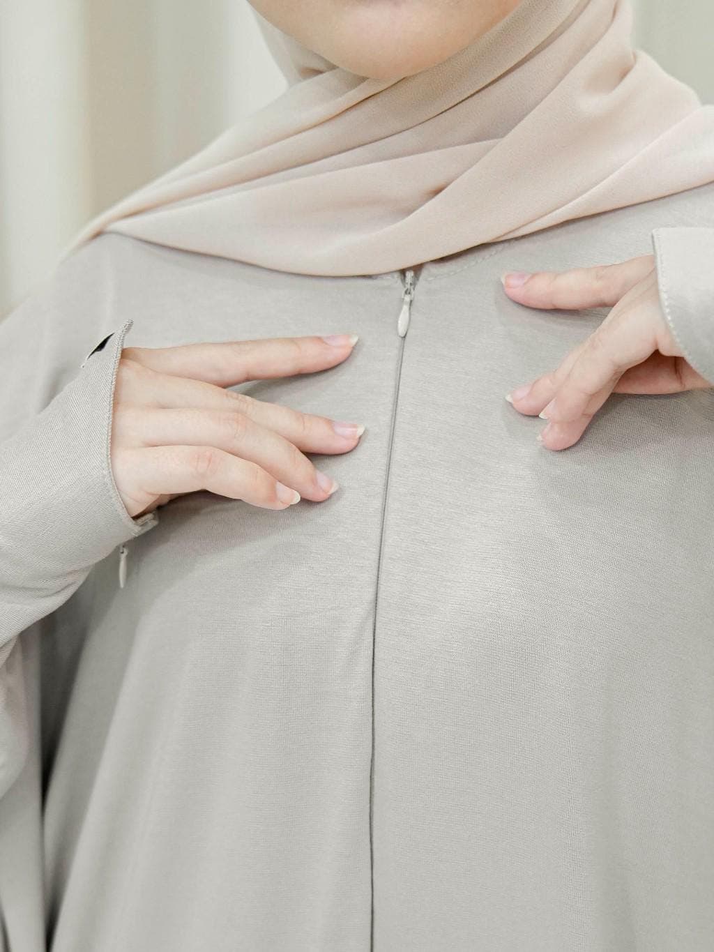 Modest Muslimah Dress Set: Soft Neutral Tones, Breathable Fabric - image 3