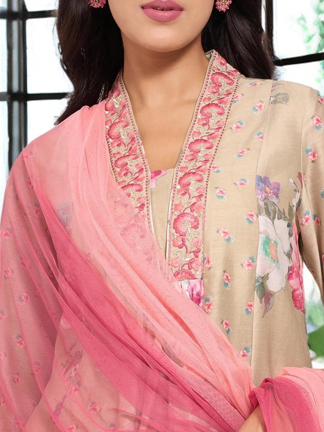 Green Kurta Suit Indian Wedding Guest Outfit - image 4