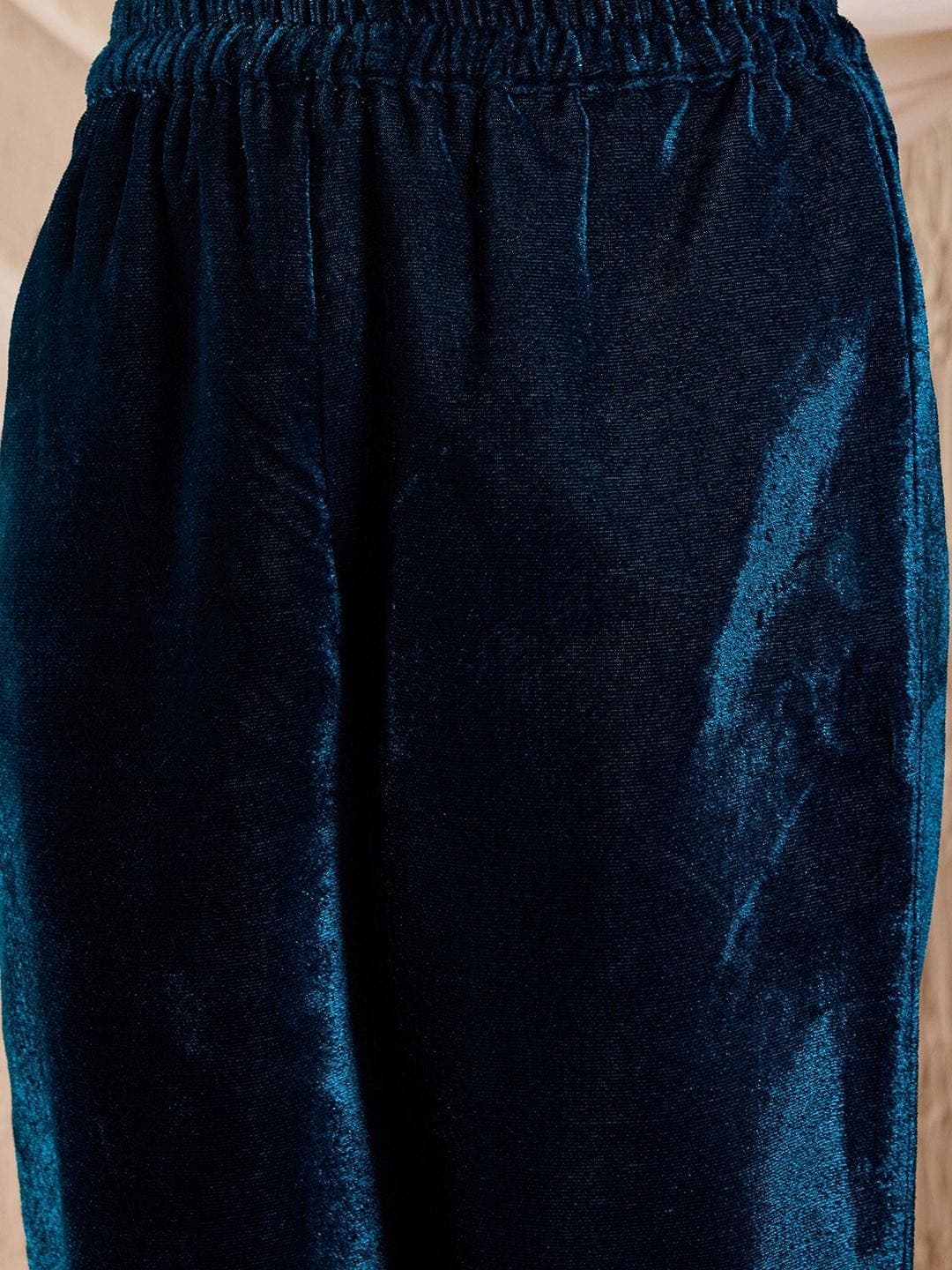 Girls Velvet Wedding Set | Sequinned Kurta Trousers Dupatta - image 4