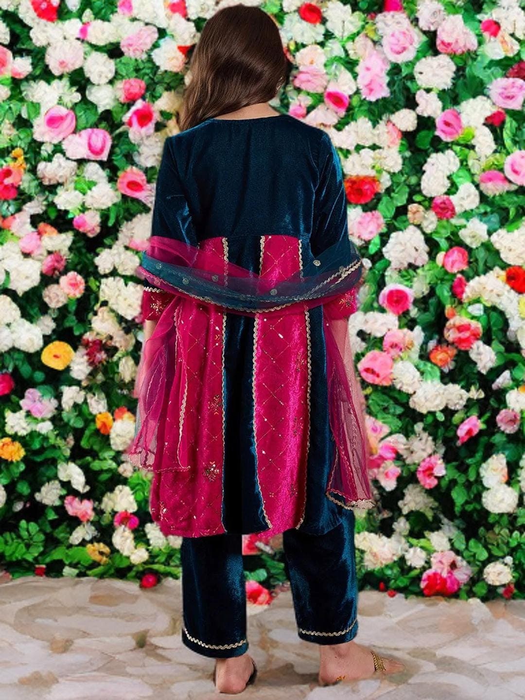 Girls Velvet Wedding Set | Sequinned Kurta Trousers Dupatta - image 5