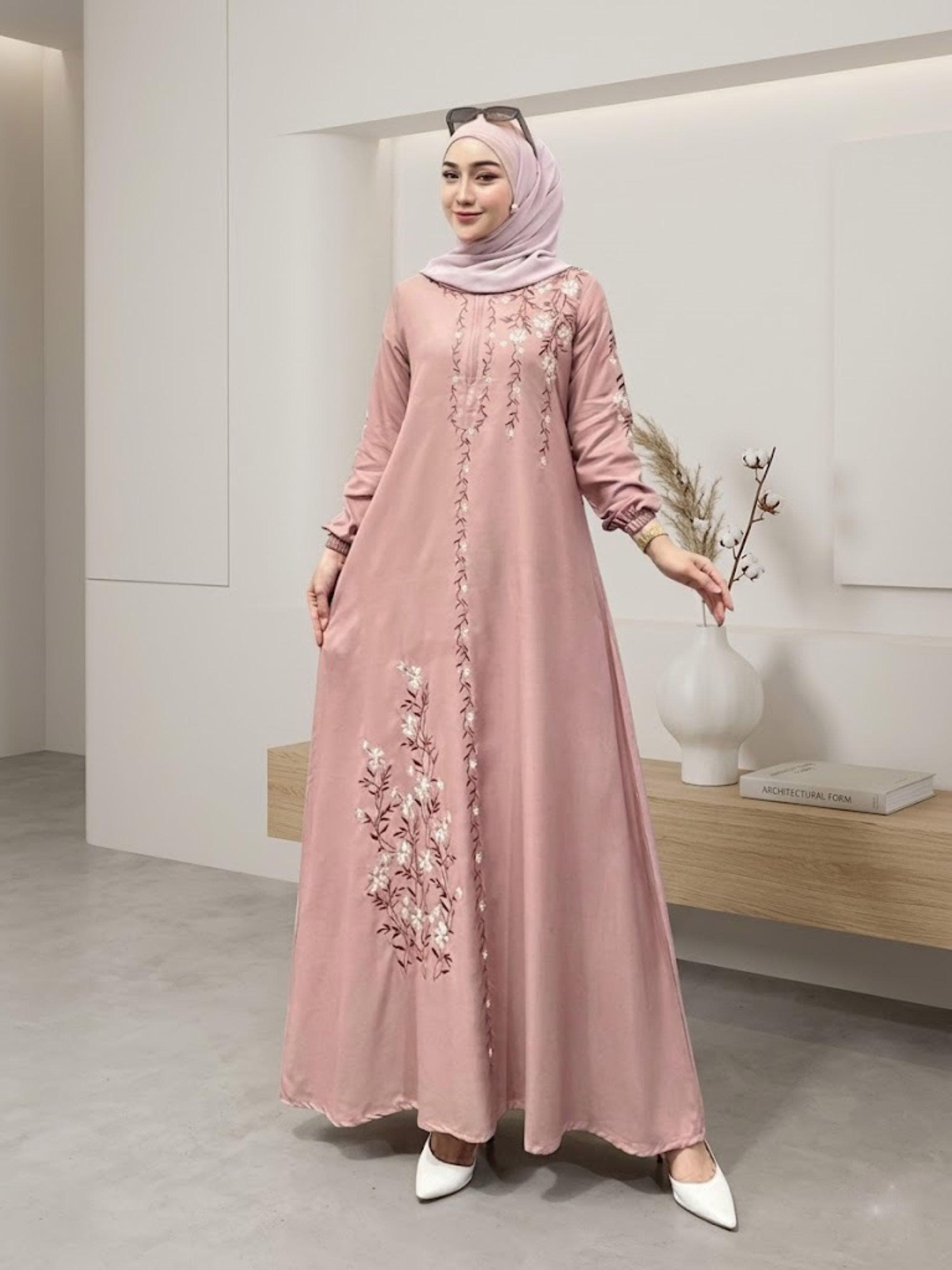 Embroidered Twill Kaftan Dress – Modest Floral Maxi Abaya, Nursing Friendly Boho Gamis