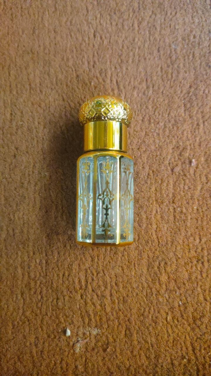 Pack of 12 Clear Glass Perfume Bottles, Light Gold Mist, 11ml - image 3