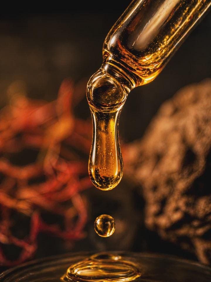 Oud for Glory Attar Oil | Saffron, Nutmeg, Alcohol-Free Halal Fragrance - image 5