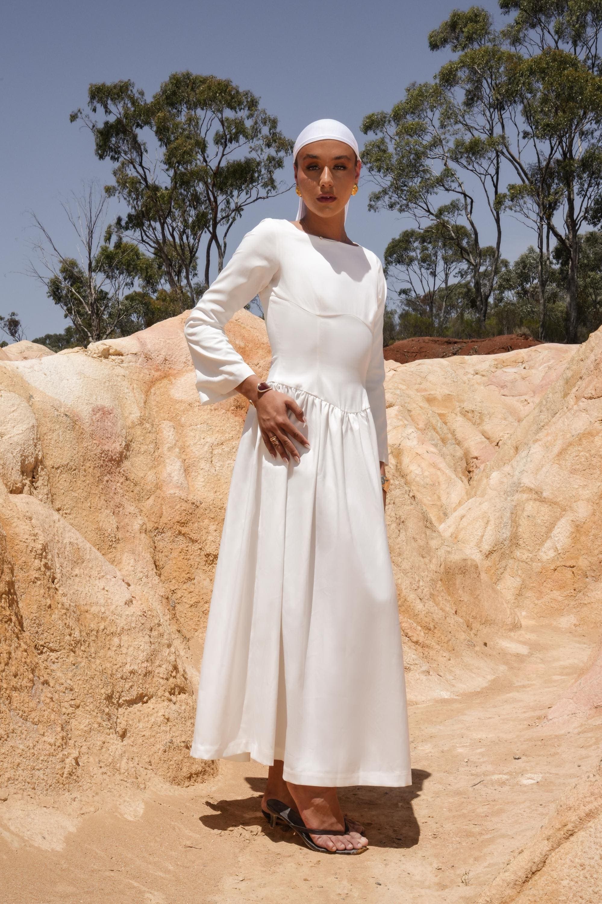 Ines Dress - Effortless Elegance, Refined Modesty - image 3
