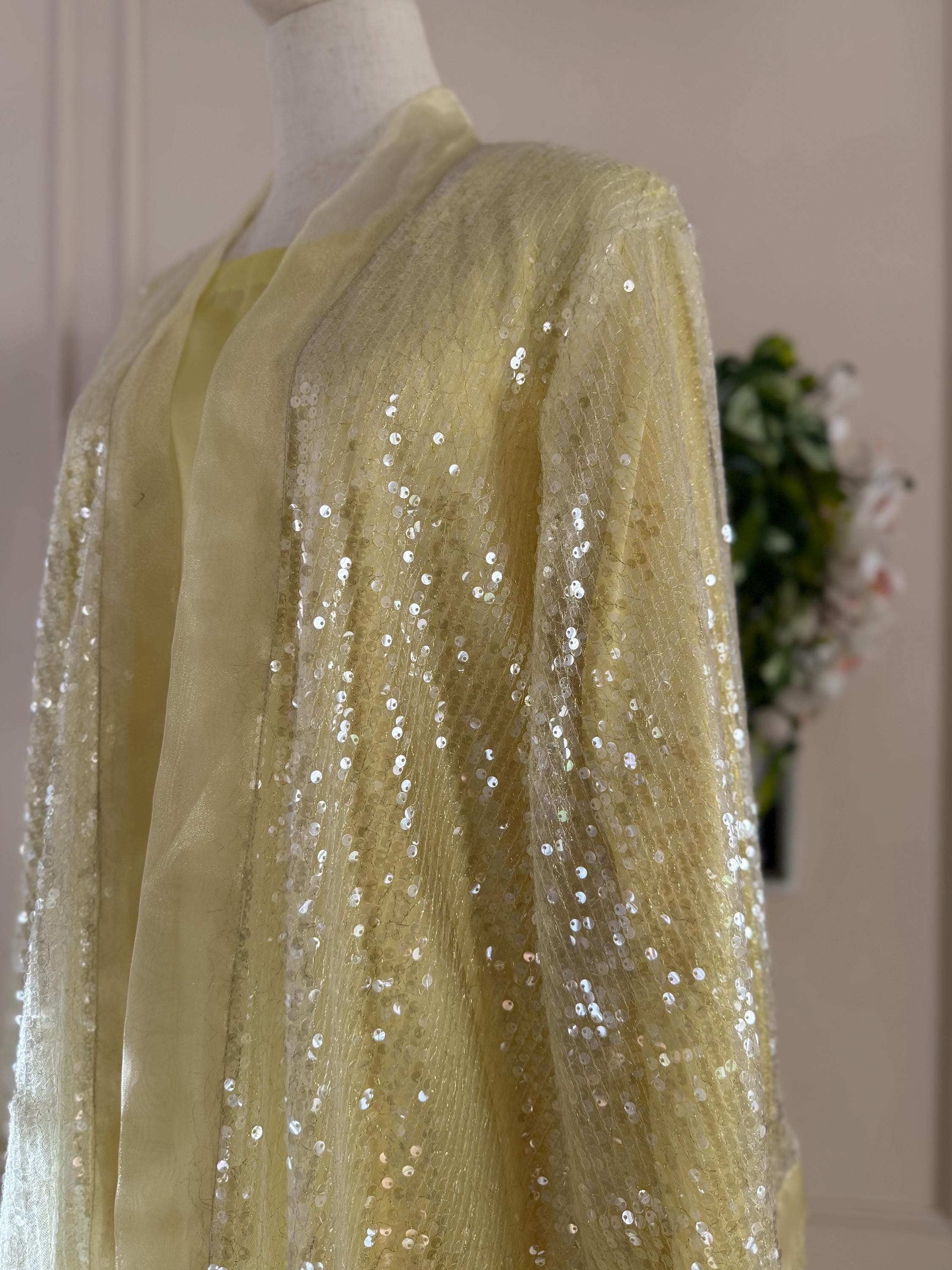 Pastel Yellow Luxury Abaya with Pearl Sleeves – Elegant Eid Dress  – Modest Maxi Kimono – Special Occasion Wear - Dubai Style - image 3