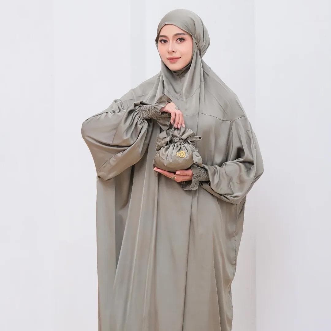 Hawa Mukena – Armani Silk Prayer Robe with Bag | Luxury Muslim Prayer Outfit | Wudhu Friendly - image 5