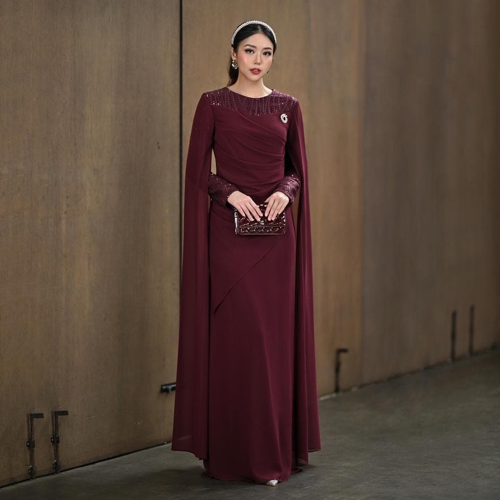 Elegant Ceruty Lace Gown | Modest Evening Dress, Body Silhouette, Bridal, Eid Formal Wear