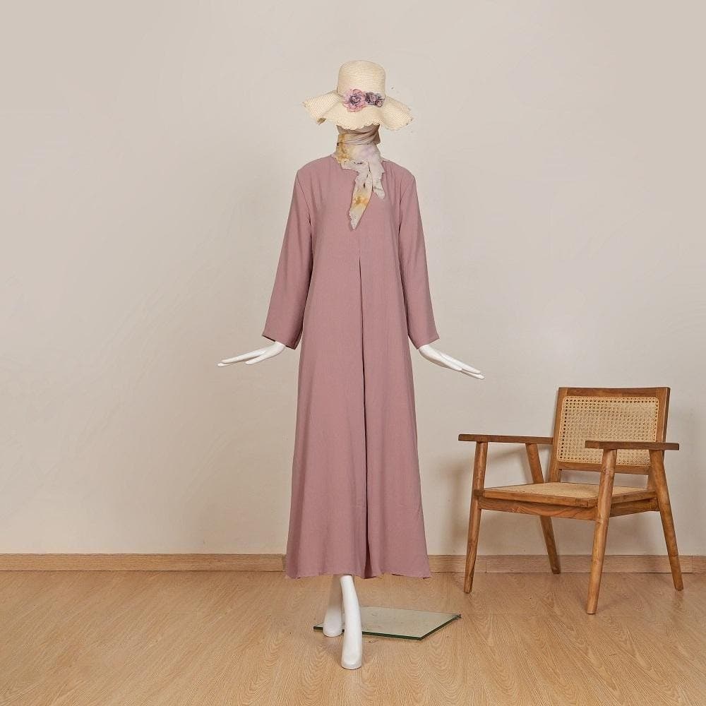 Tanisha Modest Dress – Plaid Airflow Abaya , Nursing Friendly Maxi Muslim Dress