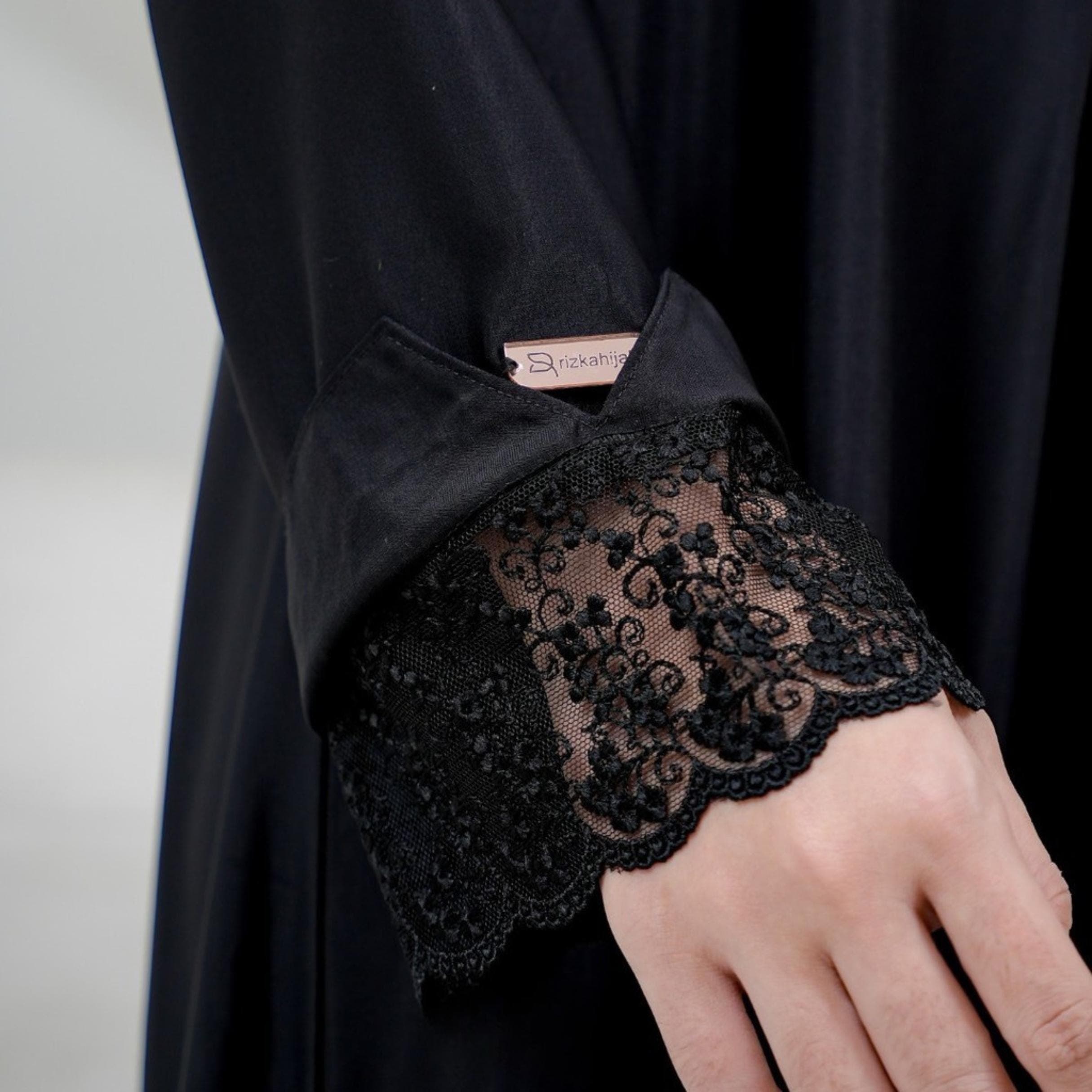 Marwa Lace Sleeve Abaya – Modest Muslim Maxi Dress, Anti-UV Fabric, Nursing Friendly Kaftan - image 3