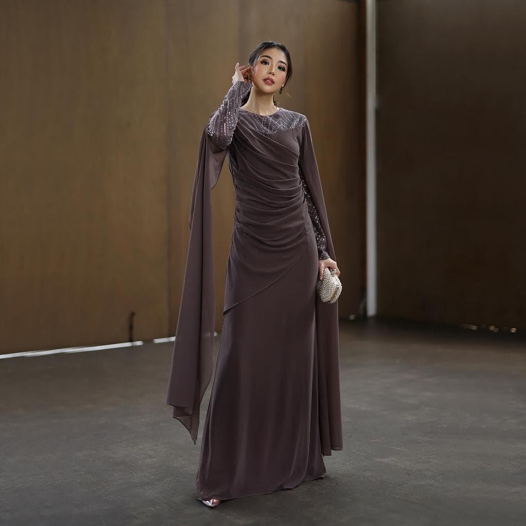 Elegant Ceruty Lace Gown | Modest Evening Dress, Body Silhouette, Bridal, Eid Formal Wear - image 3