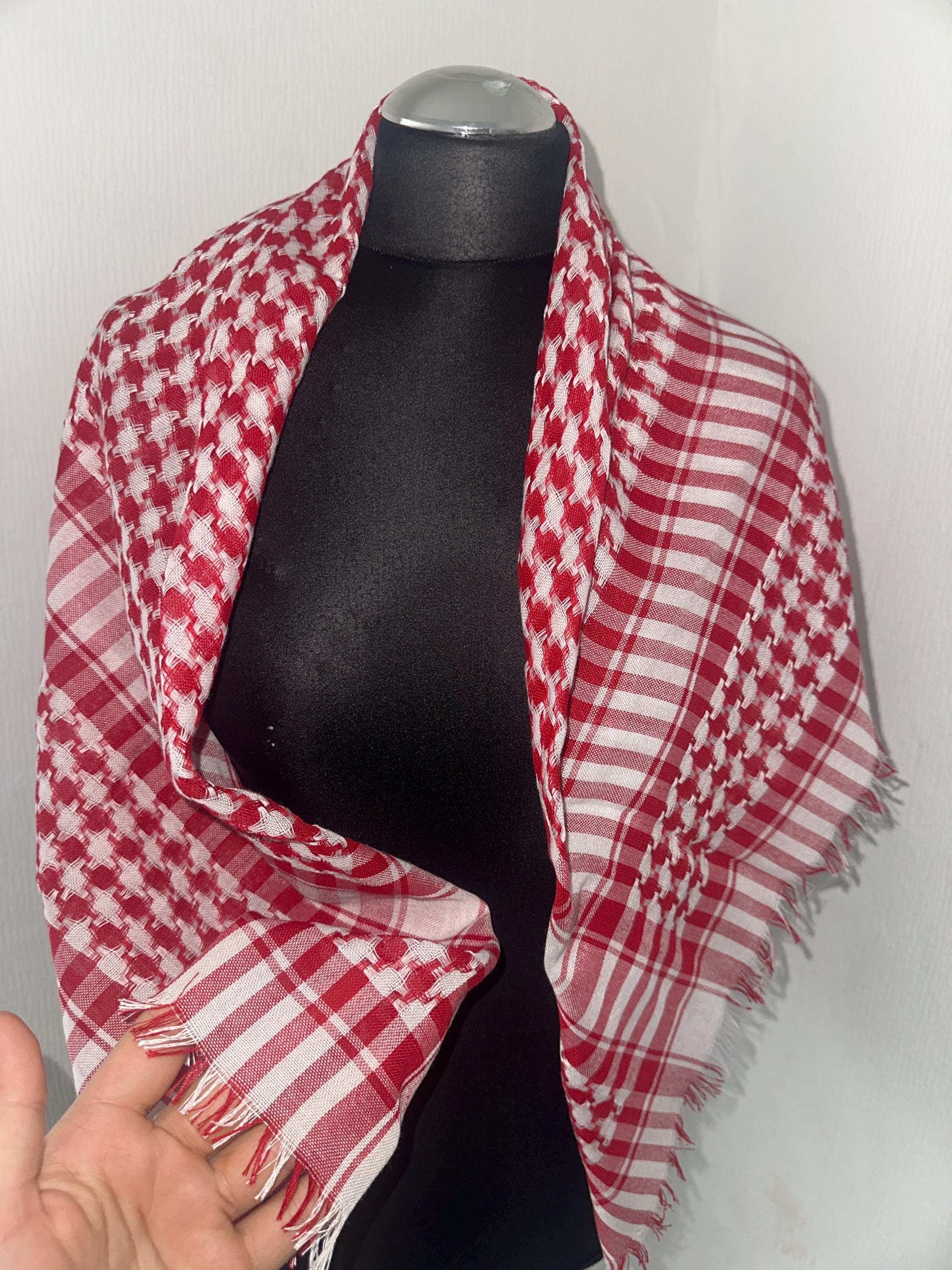 Cotton Keffiyeh Scarf: Traditional Arabic Shemagh Headwrap (Red/White, Black/White) - image 4