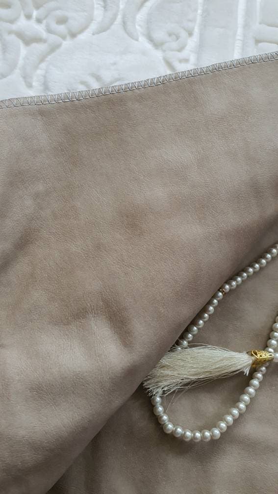 White Prayer Rug Gift Set: Soft Musala, Pearl Tasbeeh & Quran - image 4