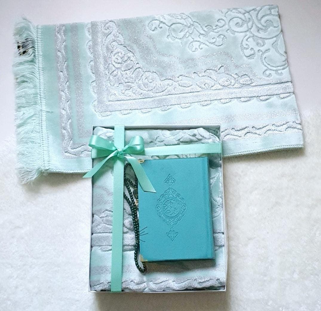 Personalised prayer mat, Customised prayer mat, Personalized prayer rug, Customized prayer rug with quran, Muslim Wedding Gift for Him Her, Ramadan Eid Mubarak Umrah Hajj Islamic Wedding, kuran, kurani kerim, Quran al kareem, mushaf, Prayer rug with name, plain, velvet & single color, personalized prayer rug, Isimli seccade, سجادة مع الاسم , Islamic Gift Set Muslim Gift Islamic Wedding Gift Birthday Gift Umrah Gift,Ameen gift, Moshaf, Coran