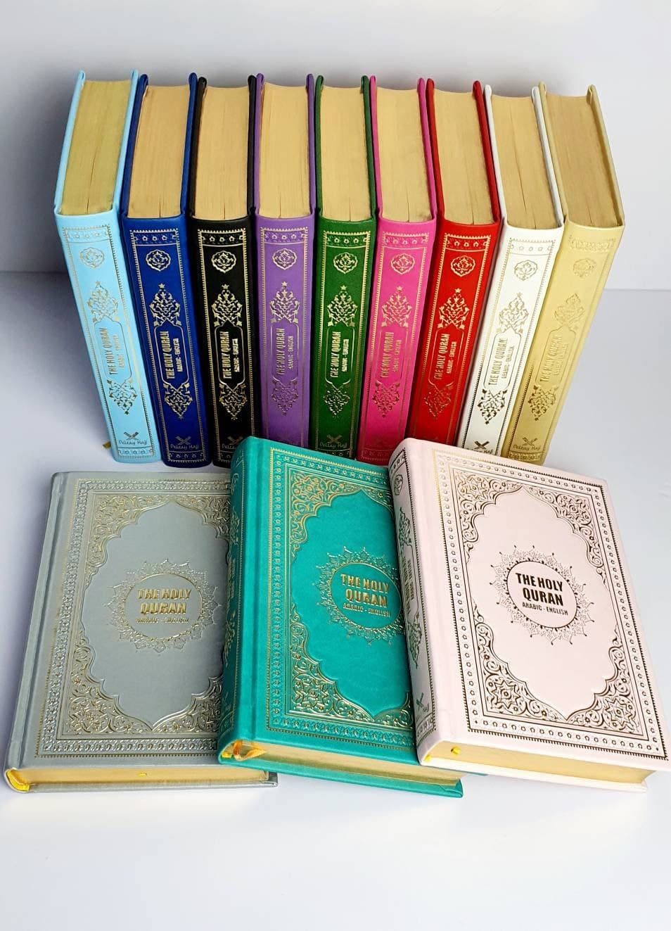 English Arabic Translated Quran, Qur'an Al-Kareem, Islamic Gifts Eid Ramadan Umrah Hajj, Noble Quran, Holy Book, Mushaf, Koran, Kuran, مصحف islami hediyelik, wedding gift, islam, islam religious, muslim religious gift, musaf, القرآن الكريم