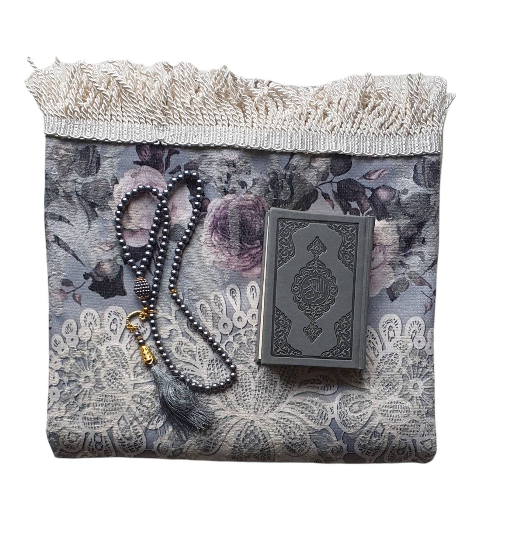 #customgifts #customprayermat #customizedislamisgifts #customizedfavors #customweddinggifts #customisedfavors #customweddinggifts #customweddingfavor #personalizedfsvors #personalizedfavors #personalizedweddinggifts #pinkkuran #pinkprayermats